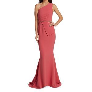 Safiyaa
Asymmetric Peplum Gown